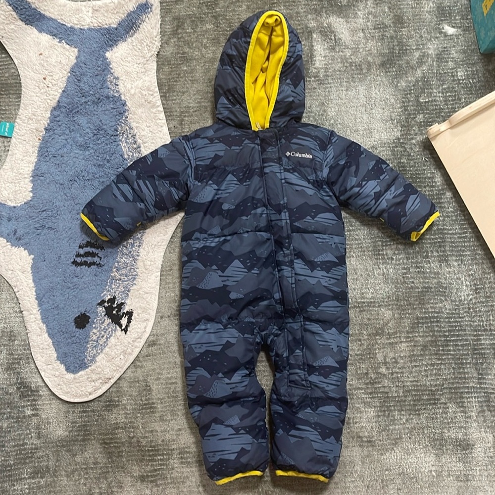 Columbia Toddlers snowsuit size 12-18 months